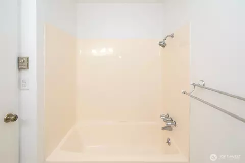 Bath - 370 Dungeness Mdws, Sequim, WA 98382 photo 1 of 3