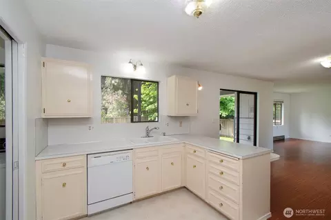 Kitchen - 370 Dungeness Mdws, Sequim, WA 98382 photo 1 of 3