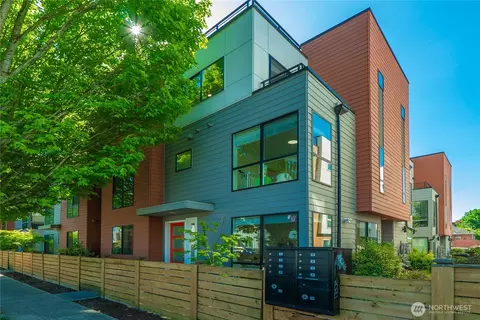 531 S Cloverdale St #A, Seattle, WA 98108