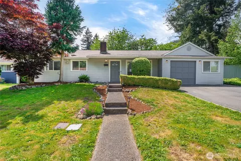 691 Redmond Ave NE, Renton, WA 98056