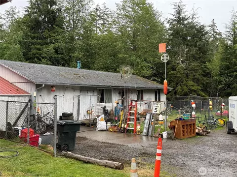 21020 Birch Pl, Ocean Park, WA 98640