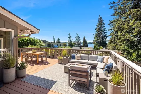 9419 NE 5th St, Bellevue, WA 98004