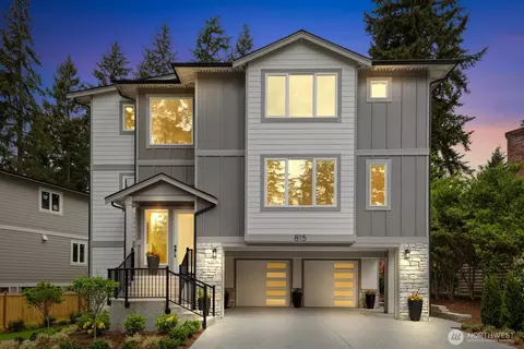 815 130th Ave, Bellevue, WA 98005