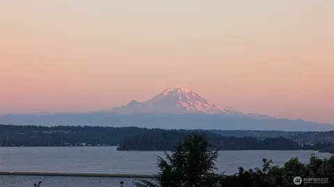 View/Area - 3601 E Cherry St, Seattle, WA 98122 photo 2 of 3