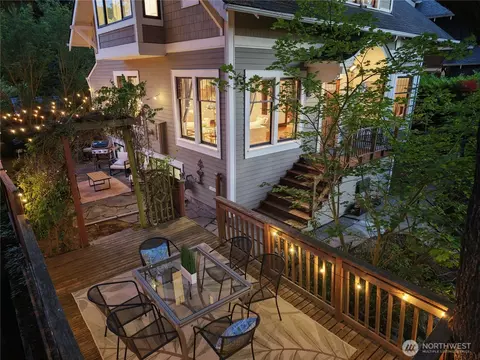 Exterior - 3307 E Pike St, Seattle, WA 98122 photo 2 of 6