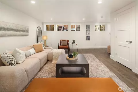 Other - 3307 E Pike St, Seattle, WA 98122 photo 5 of 8