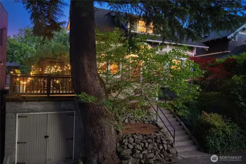 Exterior - 3307 E Pike St, Seattle, WA 98122 photo 5 of 6