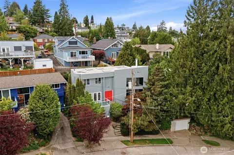 10215 Waters Ave S, Seattle, WA 98178