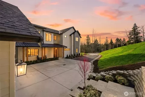 26030 NE 29th Pl, Redmond, WA 98053