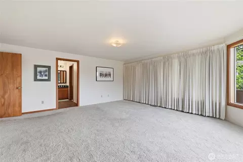 Bedroom - 9520 Odin Way, Bothell, WA 98011 photo 2 of 8