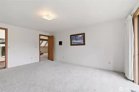 Bedroom - 9520 Odin Way, Bothell, WA 98011 photo 7 of 8