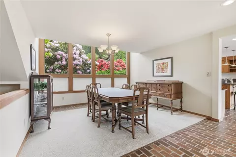 Dining - 9520 Odin Way, Bothell, WA 98011 photo 1 of 1
