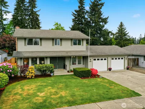 9112 10th Ave SE, Everett, WA 98208