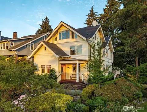 233 36th Ave E, Seattle, WA 98112