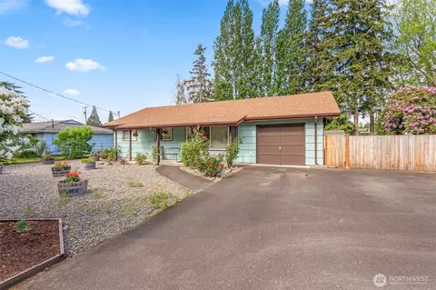 2002 Cascade Pl W, University Place, WA 98466
