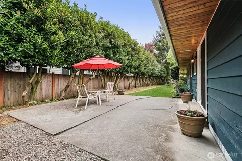 Exterior - 2528 130th St SE, Everett, WA 98208 photo 6 of 12