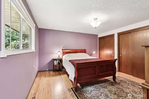 Bedroom - 2528 130th St SE, Everett, WA 98208 photo 3 of 5
