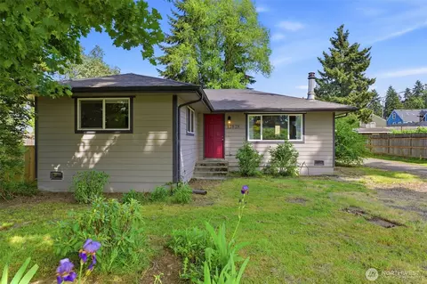 12828 6th Ave S, Burien, WA 98168
