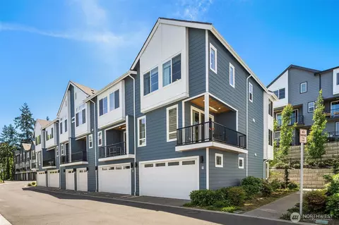 18829 67th Dr NE #1, Kenmore, WA 98028