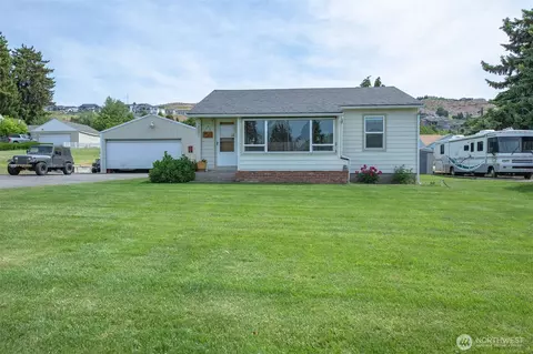 2901 Sunset Hwy, East Wenatchee, WA 98802