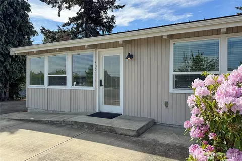 Exterior - 405 W Bell St, Sequim, WA 98382 photo 2 of 11