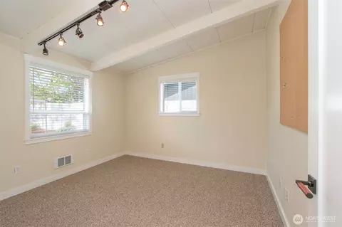 Bedroom - 405 W Bell St, Sequim, WA 98382 photo 2 of 6