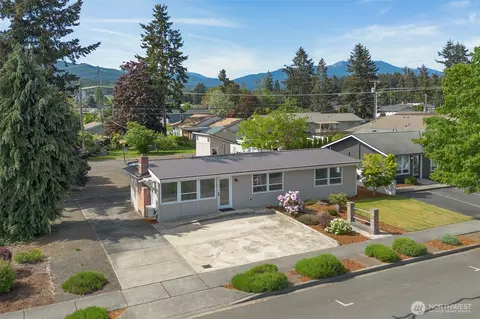 405 W Bell St, Sequim, WA 98382