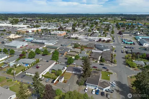 View/Area - 405 W Bell St, Sequim, WA 98382 photo 6 of 7