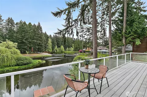 18714 Mcghee Dr E, Bonney Lake, WA 98391
