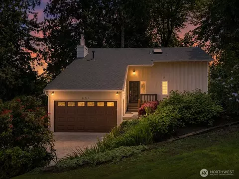 22713 NE 12th Pl, Sammamish, WA 98074