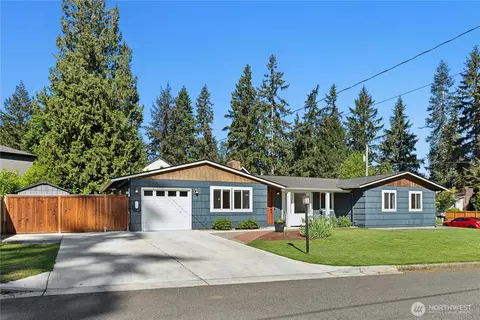2011 145th Ave SE, Bellevue, WA 98007