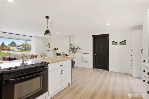 Other - 2301 Jade Ave, Everett, WA 98201 photo 4 of 7