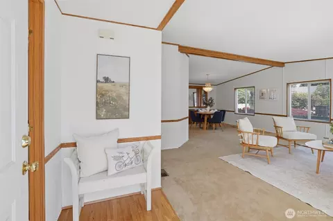 Entry Way - 24324 9th Ave W, Bothell, WA 98021 photo 1 of 1
