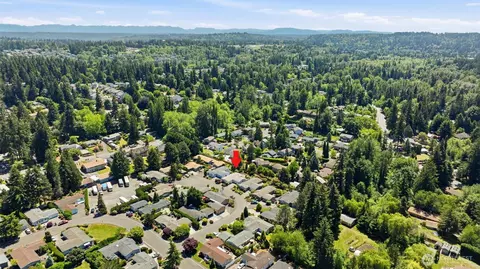 View/Area - 24324 9th Ave W, Bothell, WA 98021 photo 5 of 8