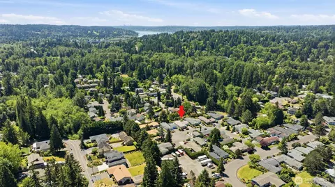 View/Area - 24324 9th Ave W, Bothell, WA 98021 photo 6 of 8