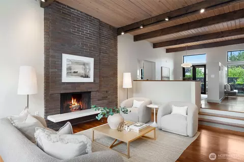 Living - 3901 E Mcgilvra St, Seattle, WA 98112 photo 3 of 6