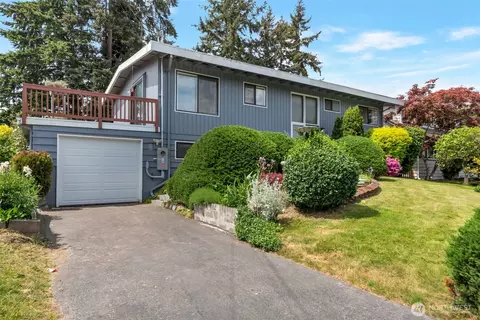 26635 18 Pl S, Des Moines, WA 98198