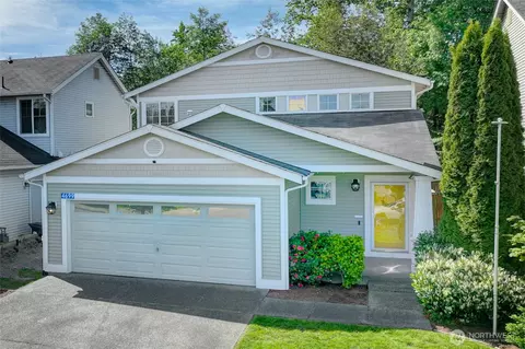 4699 Glacier St, Mount Vernon, WA 98273