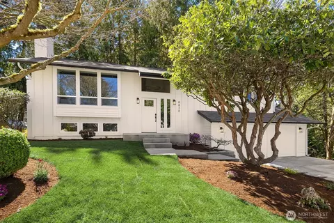 8820 194th St SW, Edmonds, WA 98026