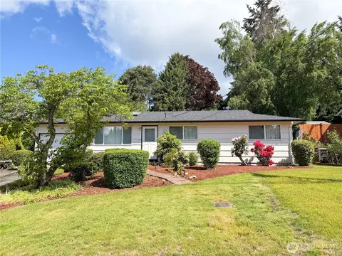 2434 SW 328th St, Federal Way, WA 98023