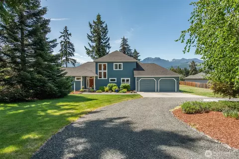 231 Hidden Valley Rd, Port Angeles, WA 98362