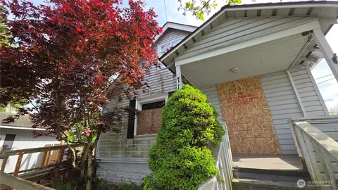 712 90th St SW, Everett, WA 98204 photo 2