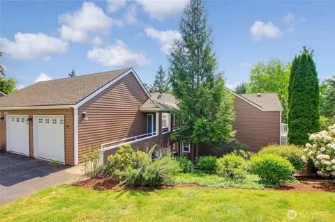 22521 SE 42nd Ter #2207, Issaquah, WA 98029