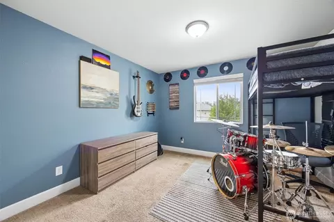 Bedroom - 18514 18th Ave E, Spanaway, WA 98387 photo 3 of 5