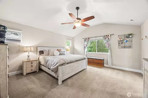 Bedroom - 18514 18th Ave E, Spanaway, WA 98387 photo 4 of 5