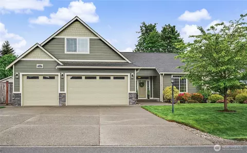 2911 Fenmoor Ln SE, Olympia, WA 98501