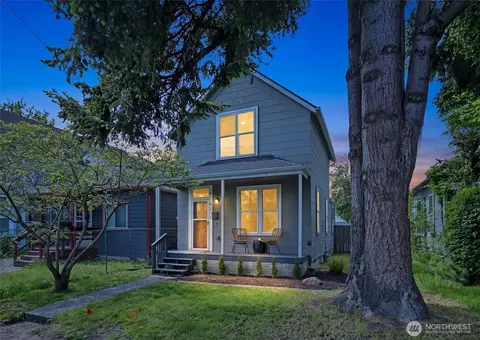 6211 Carleton Ave S, Seattle, WA 98108