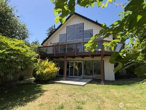 4625 124th Avenue Ct E, Edgewood, WA 98372