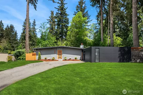 15634 SE 8th St, Bellevue, WA 98008