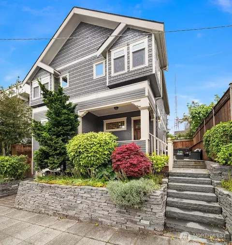 159 Blaine St, Seattle, WA 98109